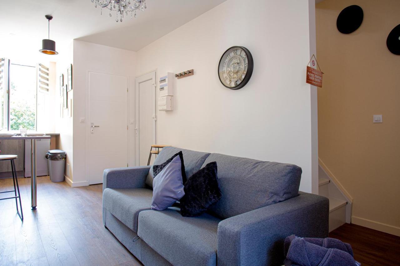 Ideal Pro & Couple - 2 Logements Theme Boho Chic Rdc & Dandy 1Er Etage - Quartier Calme - Jardin - Wifi Hd - Smart Tv - Parking Gratuit - Proche Centre & Transports - Ask Home Valenciennes Kültér fotó