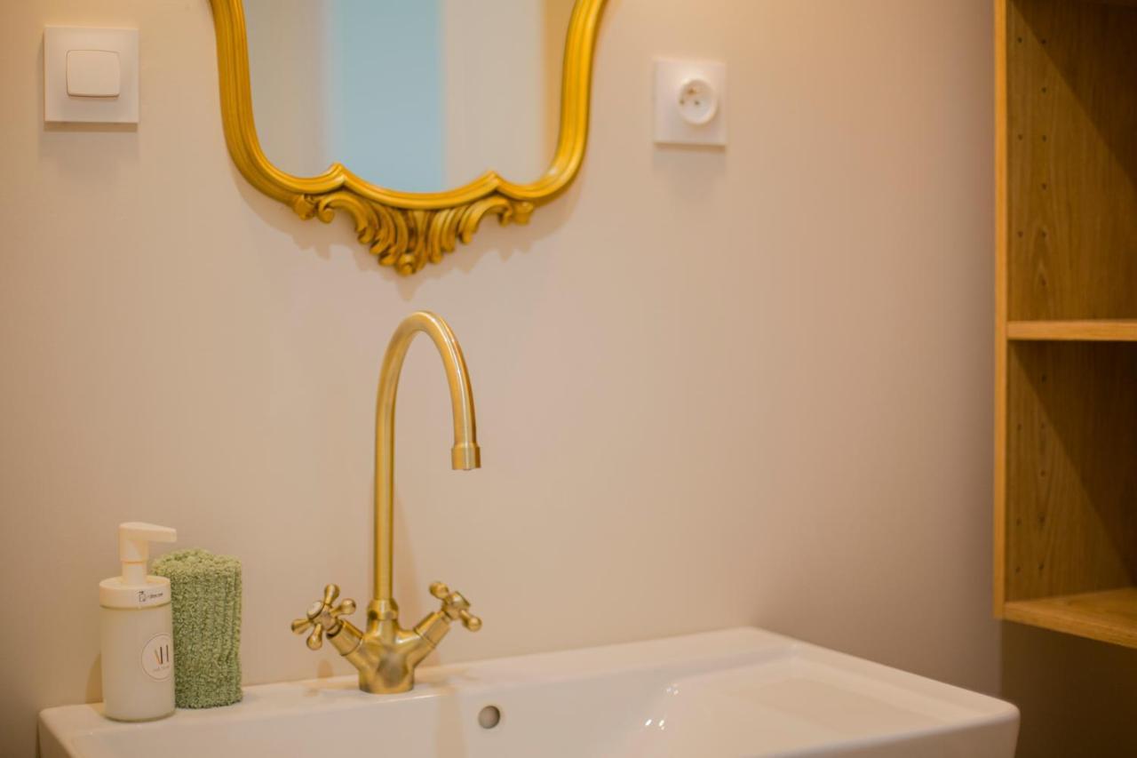 Ideal Pro & Couple - 2 Logements Theme Boho Chic Rdc & Dandy 1Er Etage - Quartier Calme - Jardin - Wifi Hd - Smart Tv - Parking Gratuit - Proche Centre & Transports - Ask Home Valenciennes Kültér fotó